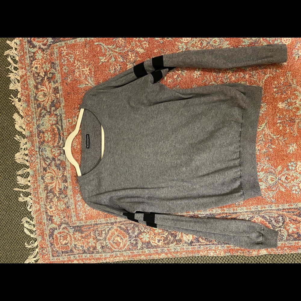 Brandy Melville sweater
